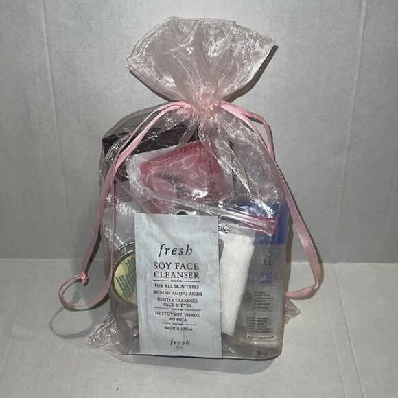 BEAUTY and skincare samples bundle (eyelashes, cleanser, micellar water, lotion) - Picture 4 of 14